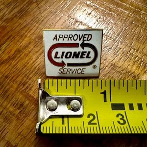 Lionel Trains Pin